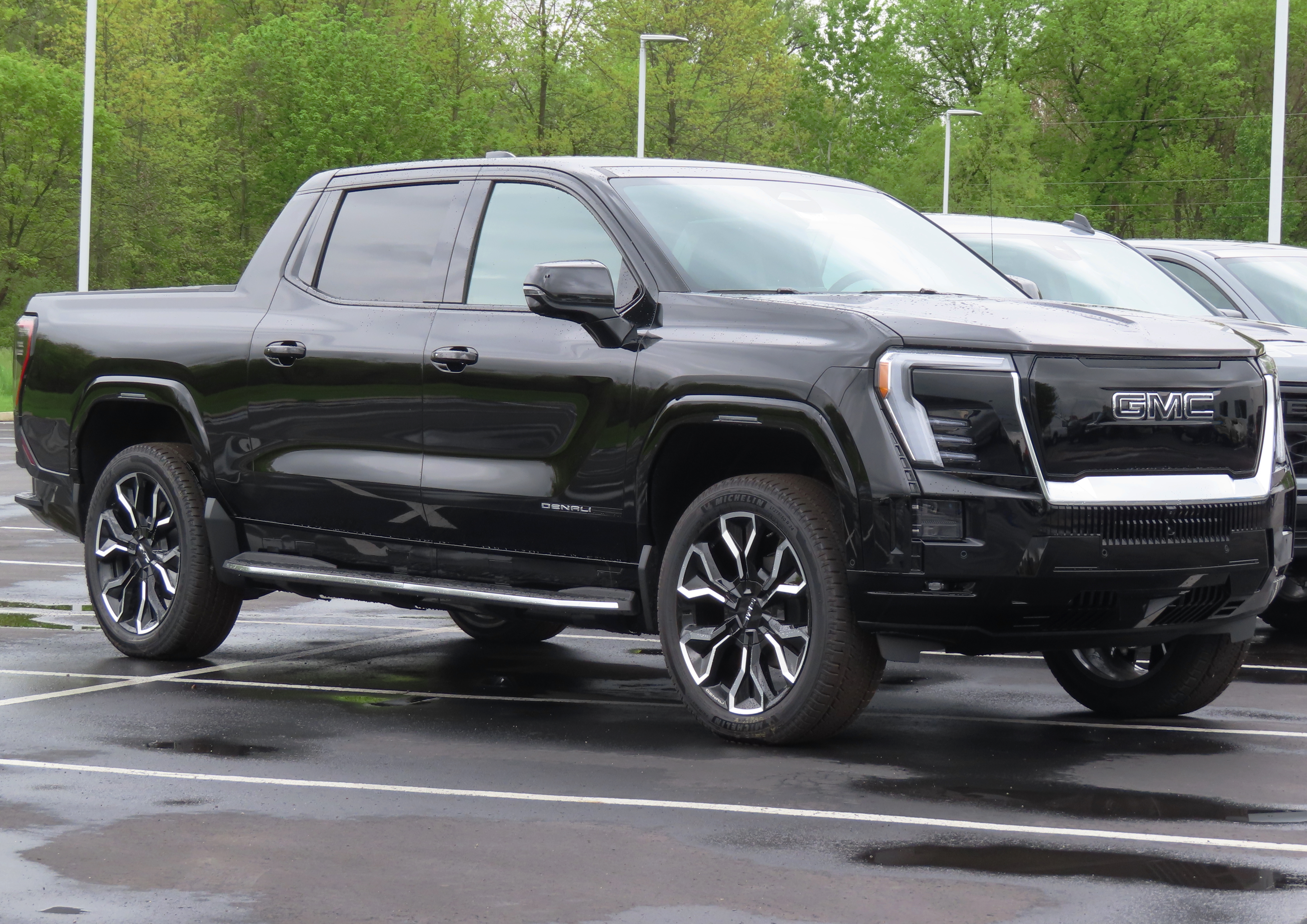2025 GMC Sierra EV